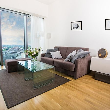 Apartamenty Sky Tower 브로츠와프 외부 사진
