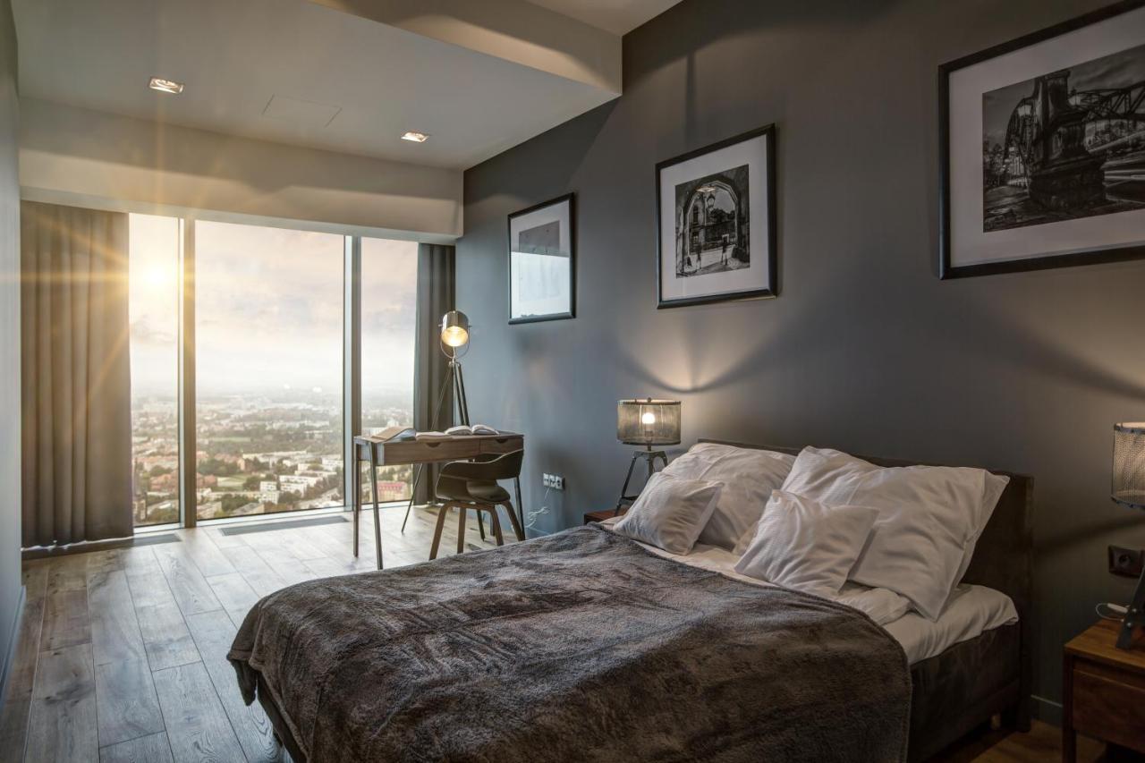 Apartamenty Sky Tower 브로츠와프 외부 사진