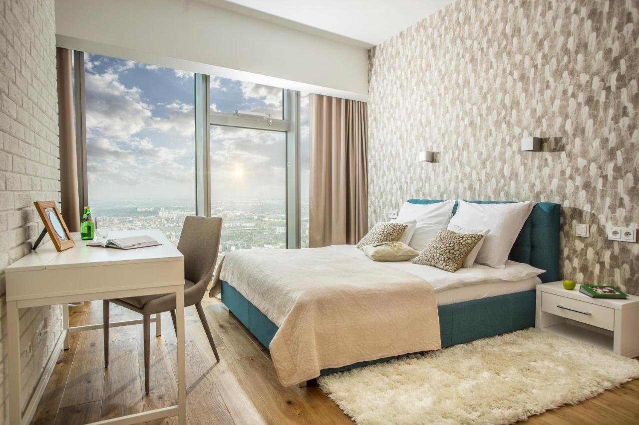 Apartamenty Sky Tower 브로츠와프 외부 사진