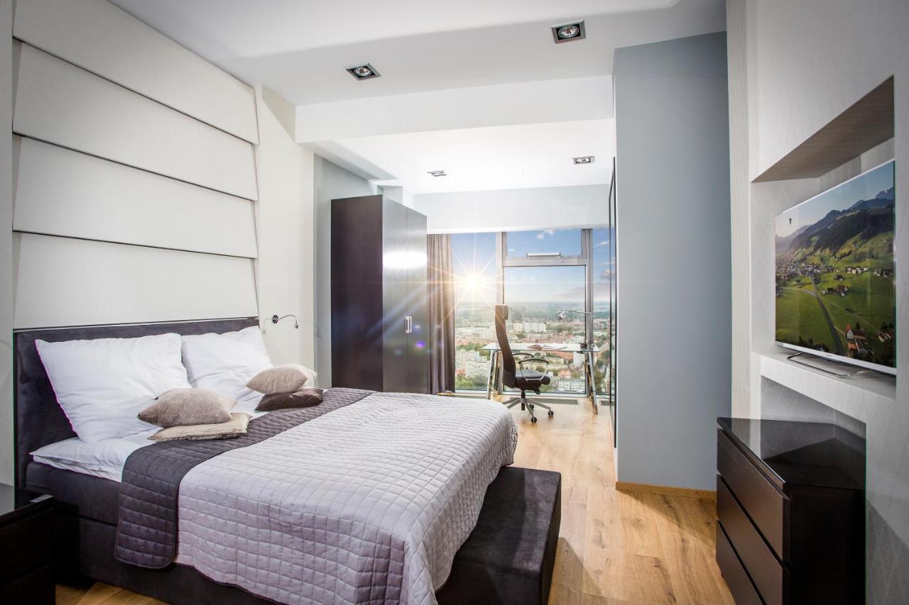 Apartamenty Sky Tower 브로츠와프 외부 사진